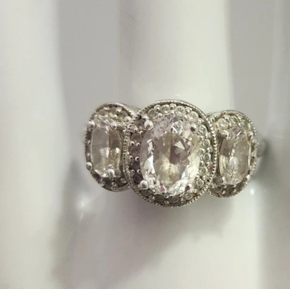 Tacori Beautiful Sterling Silver Three Stone Cubic Zircon Ring Size 7 - Picture 8 of 8